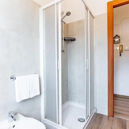 - Parcheggio Gratuito Apartman *