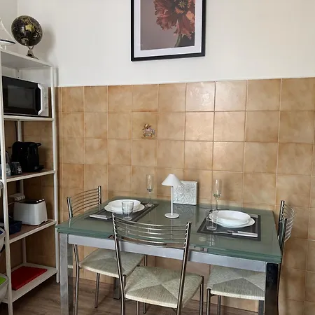 - Parcheggio Gratuito Apartman