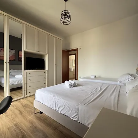 - Parcheggio Gratuito Apartman La Spezia